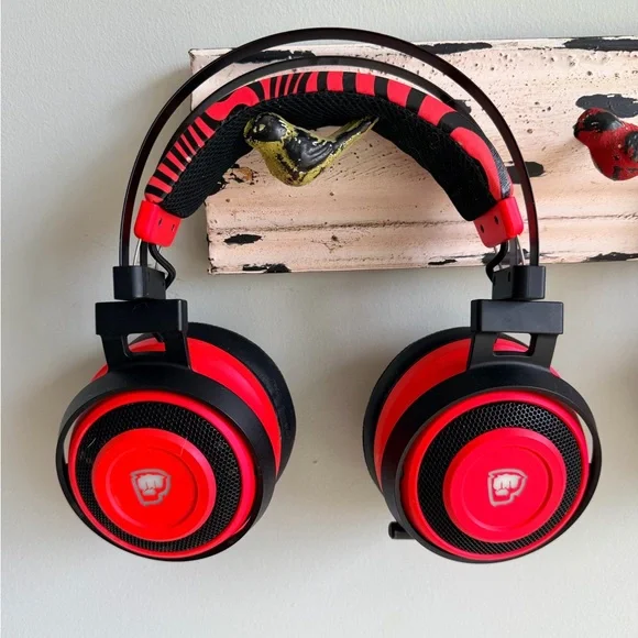 PewDiePie x Razer Gaming Headset - Red and Black - good condition - Picture 1 of 3